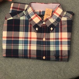 NWT - American Eagle plaid button down